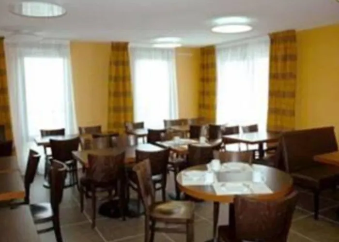 Appart'city Confort Vaise 3* ליון
