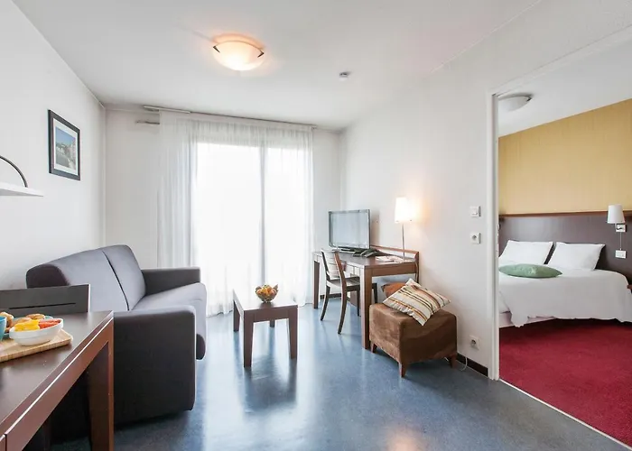 מלון דירות Appart'city Confort Vaise 3*