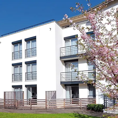 Aparthotel Appart'city Confort Vaise 3*